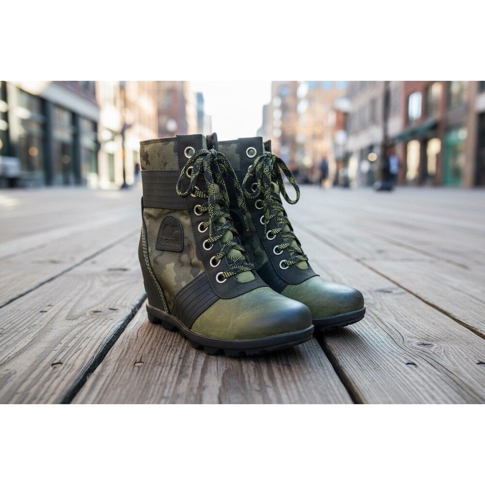 Sorel Lexie Hidden Wedge Ankle Boots Booties Green Camo Womens Size 7.5